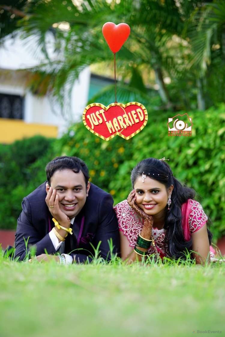 Anuradha Fotoflash Wedding Photographer, Pune