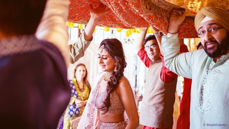 Camera Crew Wedding Photographer, Mumbai