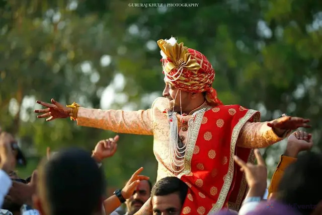 Gururaj Khule  & Films Wedding Photographer, Pune