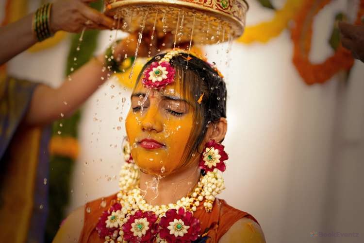 Mfotom Studios Wedding Photographer, Chennai