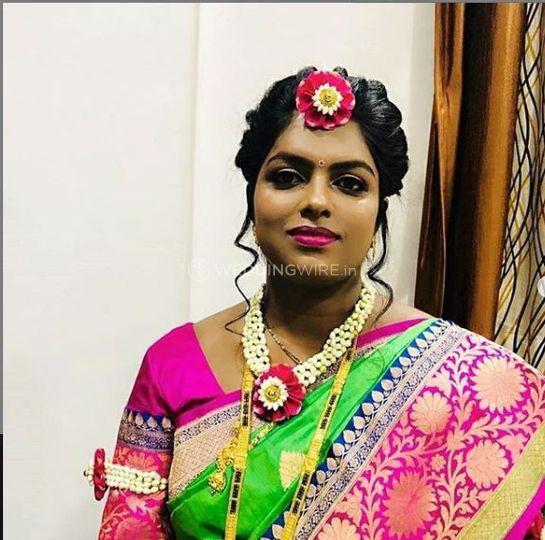 Navita Makeover - Wedding Makeup Artist Mumbai- Photos, Price & Reviews |  BookEventZ