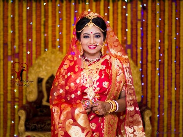Sanjoy Mahajan  Wedding Photographer, Kolkata