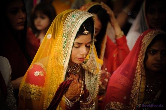Sanket Manjrekar Wedding Photographer, Mumbai