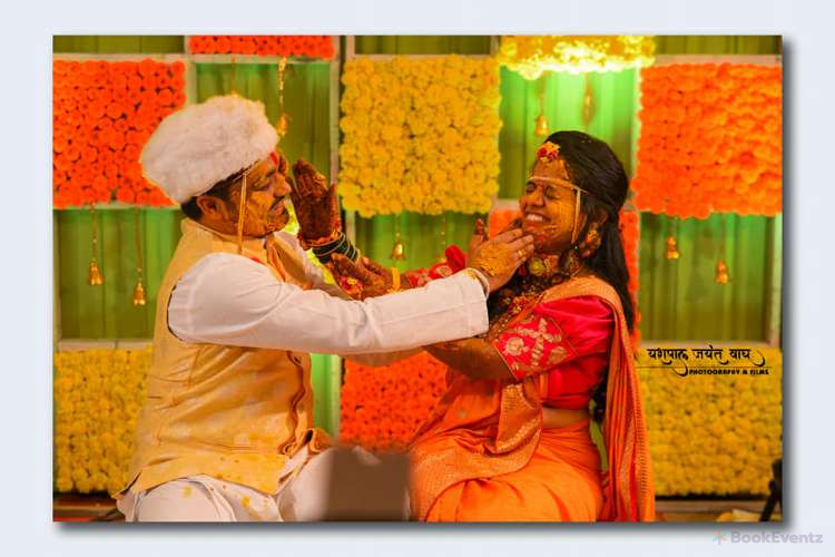 Some Delightful Flashes By Yashpal Wedding Photographer, Pune